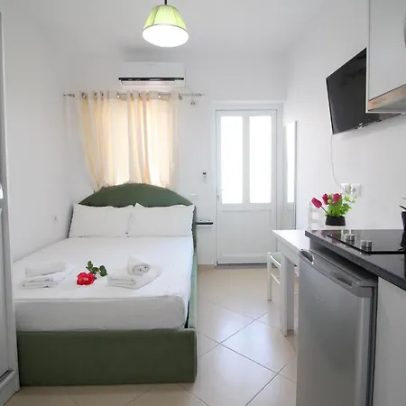 Emerald Aparthotel *