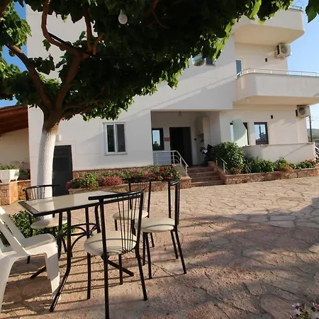 Aparthotel Emerald Ksamil