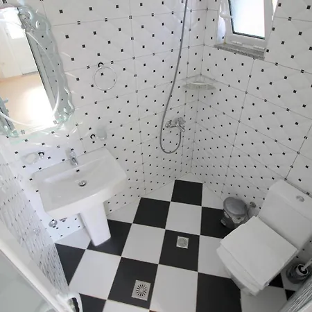 Emerald Aparthotel *